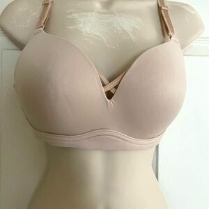 Torrid Curve Wireless  Bra‎